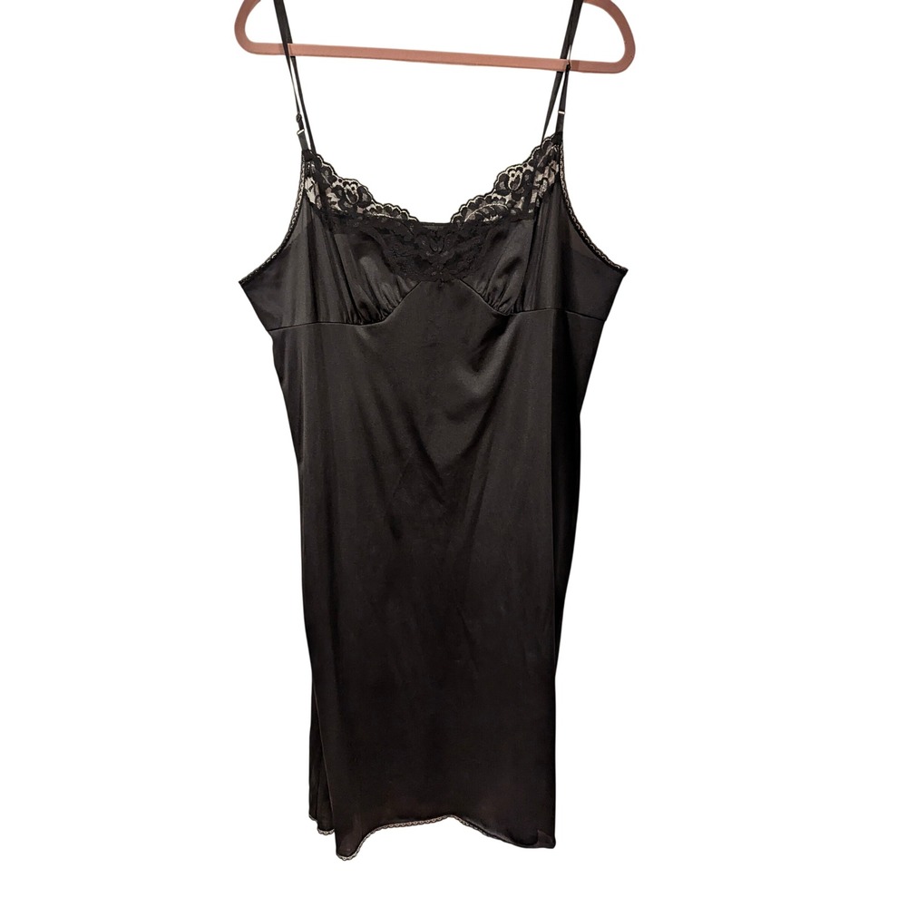 Vassarette Full Slip Size 44 Black Lace Trim Adjustable Straps Vintage Nightie